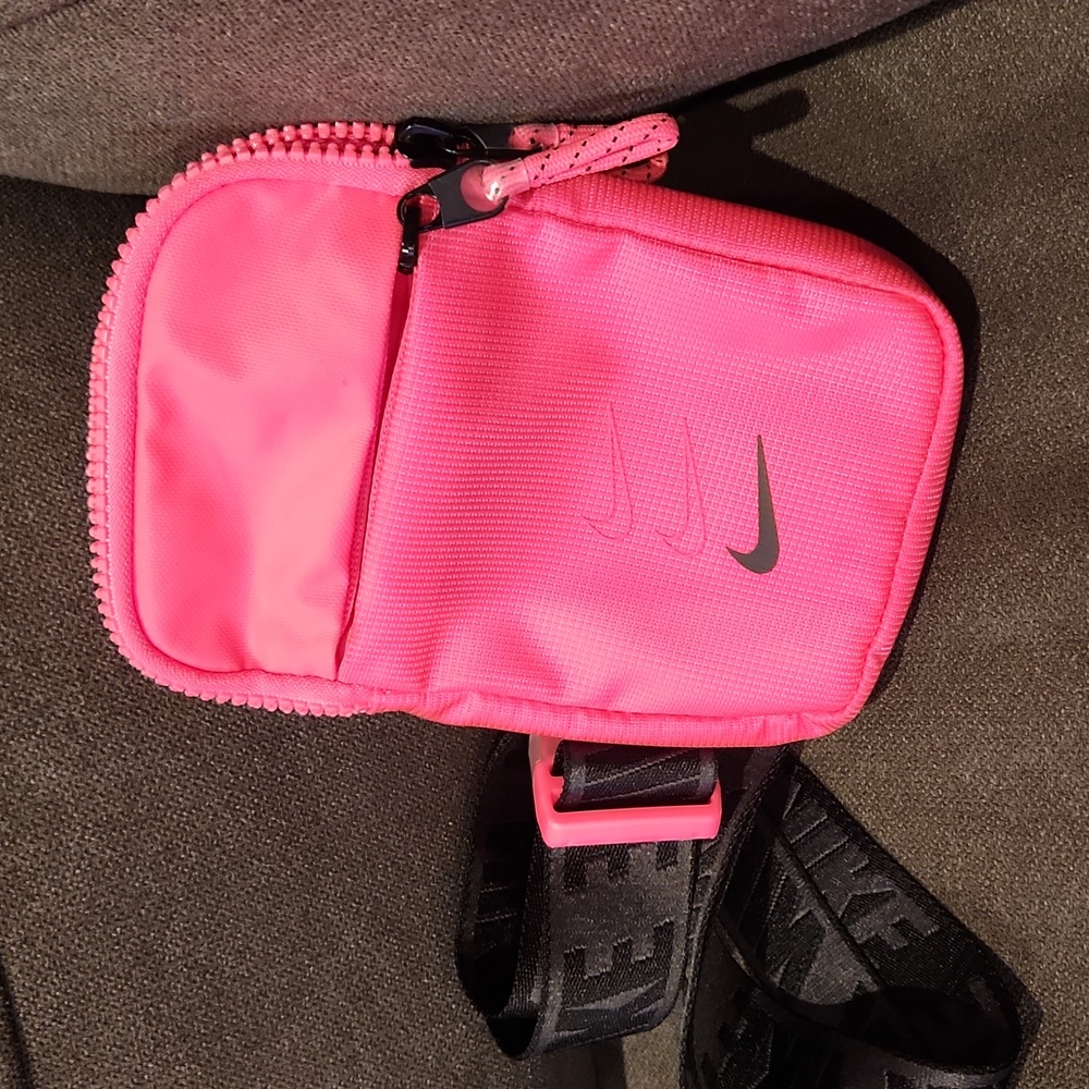 Nike mini sling bag